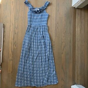 Gal Meets Glam Collectiom Blue Floral Ruffle Smocked Maxi Dress